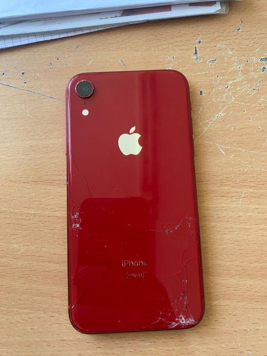 Айфон Хр 64гб все работает