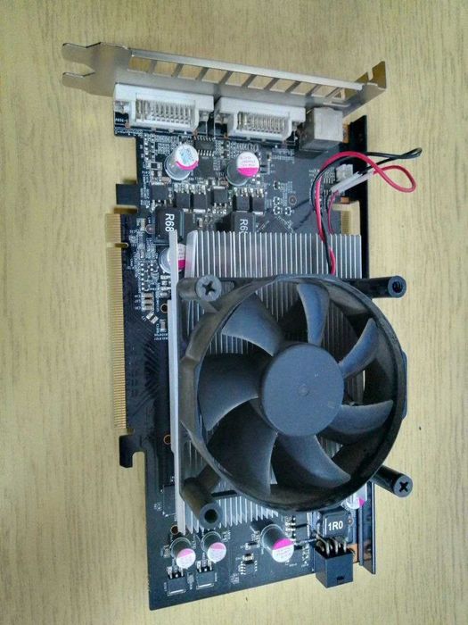 Продам видеокарты PCI Express