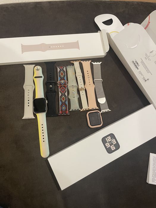 Часовник Iwatch SE gen 2 (starlight)