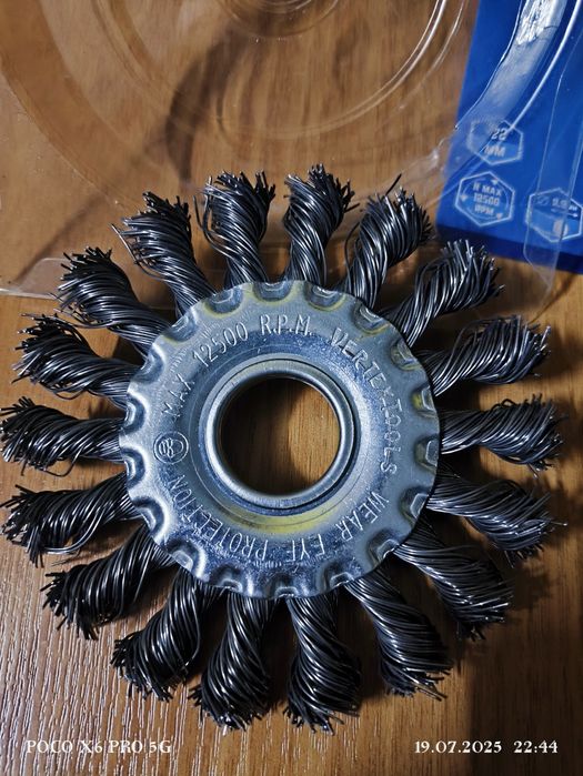 Кордщетка дисковая для УШМ новая