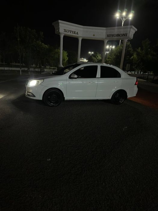 Neksiya 3 Chevrolet