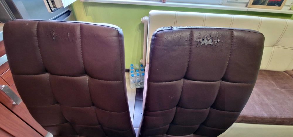 Стъклена трапезна маса с четири стола