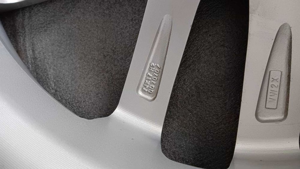 Jante 17 VW Passat Tiguan Skoda Superb Kodiaq Seat Tarraco 5x112 ET40