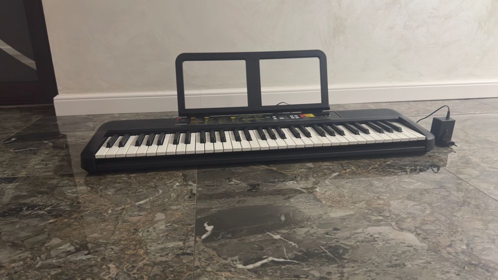 Claviatură Yamaha PSR F52