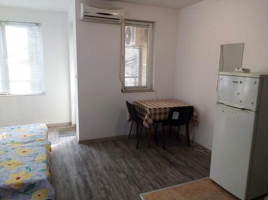 Дава се под наем Едностаен апартамент в Пловдив, Кючук Париж - 40 кв.м за 275 € - Снимка #1