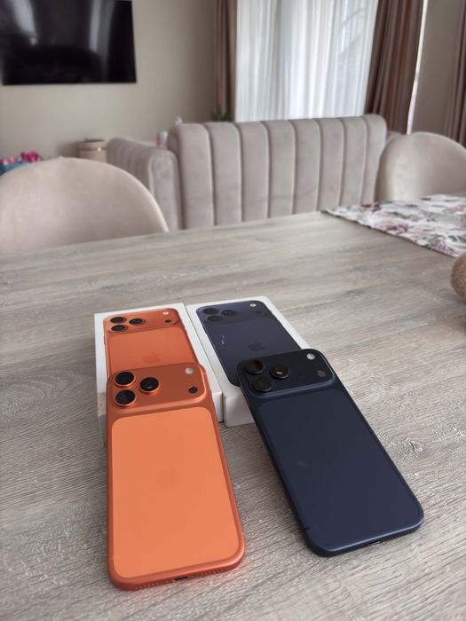 Iphone 17 Pro Max Blue / Orange