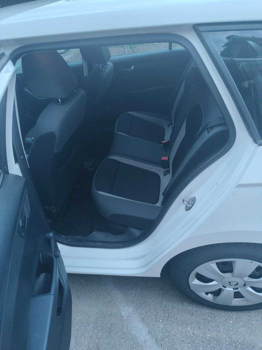 SKODA Fabia 2015 — imagine 4