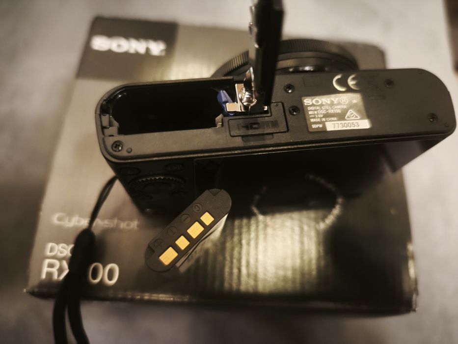 Sony SCR-RX100, 20.2MP