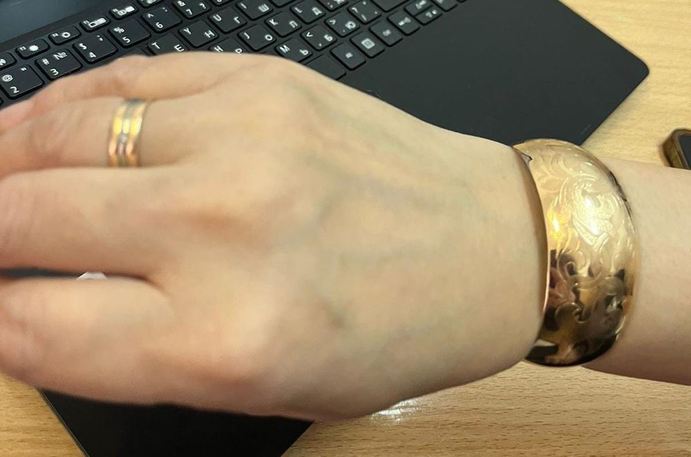 Продается золотой браслет