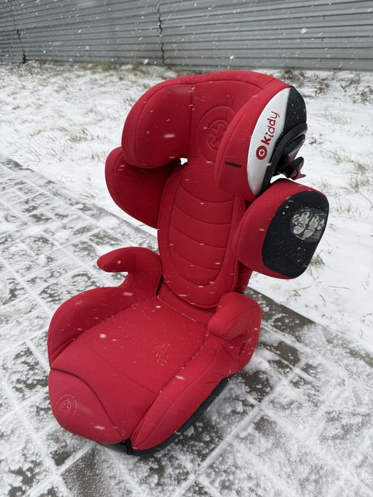 Продам Немецкое автокресло Kiddy