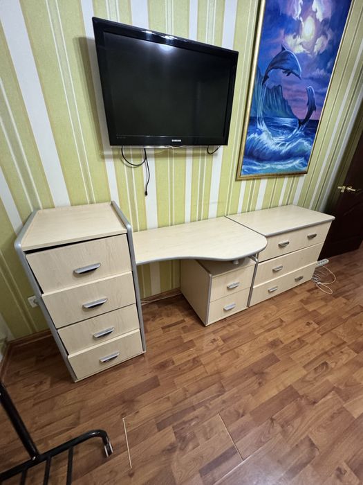 Мебель/кровати, диваны, шкафы