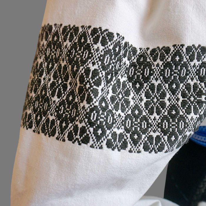 Costum popular autentic vechi din Transilvania , port popular XL-XXL