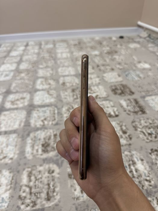 Айфон 11 про продам срочно