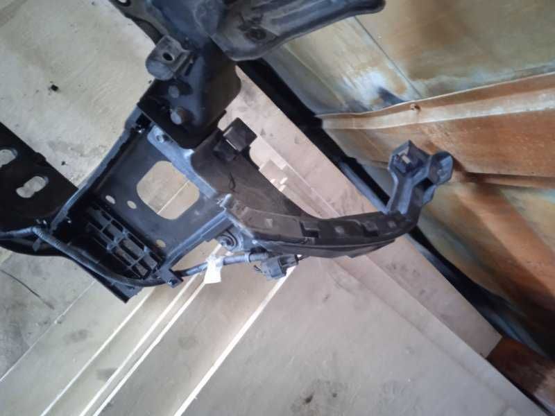 Телевизор Hyundai Elantra MD 2011