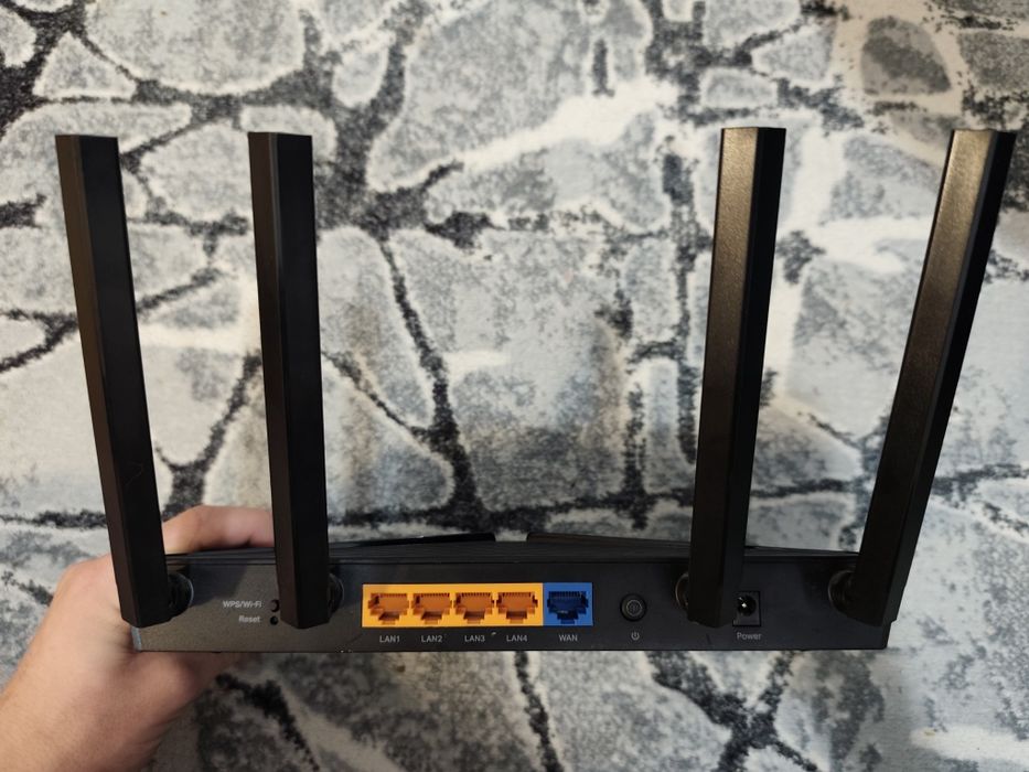 Vând router tp-link archer AX10 AX1500 wi-fi 6