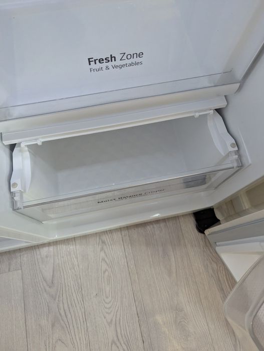 Холодильник LG Electronics GC-B247SEDC 2020 года