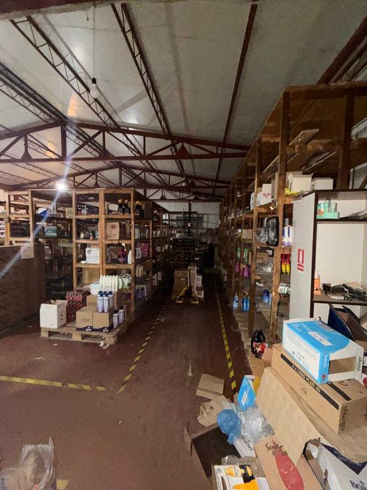 Afacere - Depozit En-Gros De Inchiriat