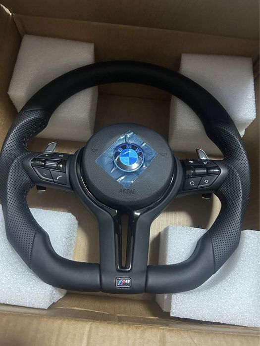 Новый руль BMW M Performance