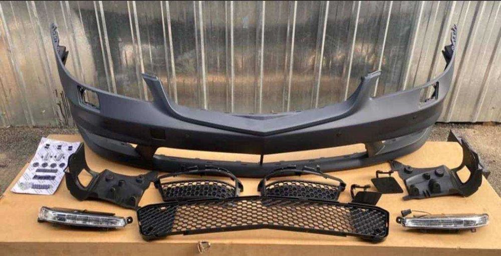 Передний бампер на Mercedes W221