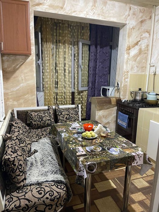 Продажа кварира кадешва рынок 149- школа 42кв