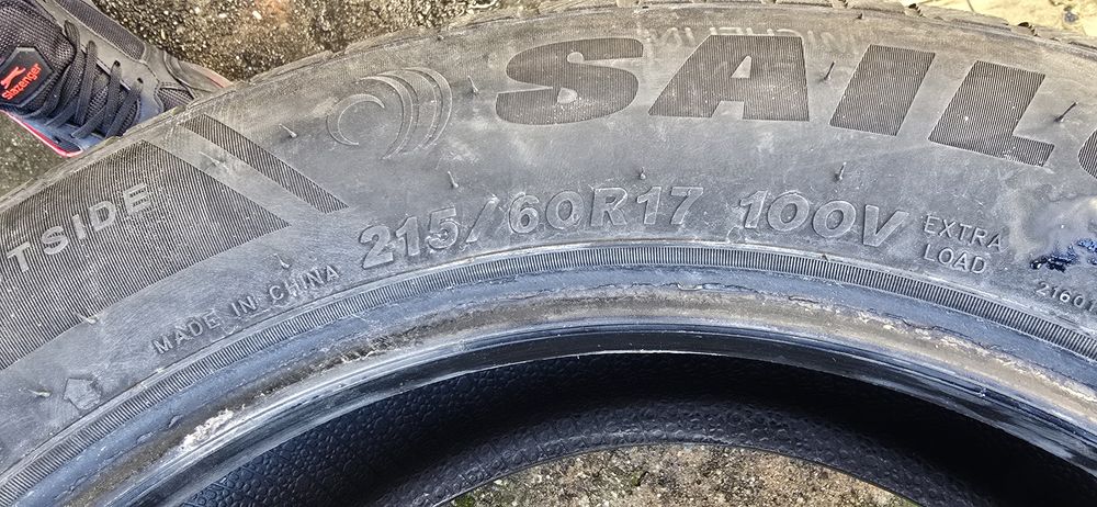 Cauciucuri 215 60 17