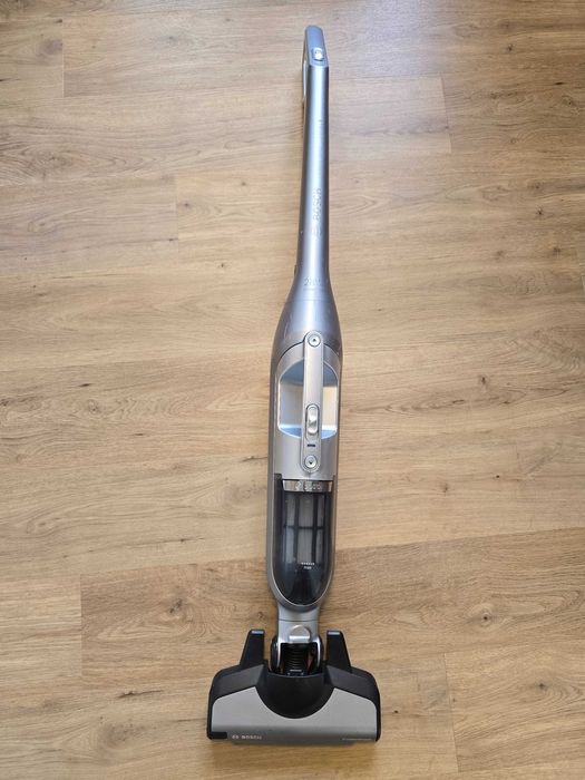Прахосмукачка Bosch Flexxo Gen2 с батерия (с проблем / за части)