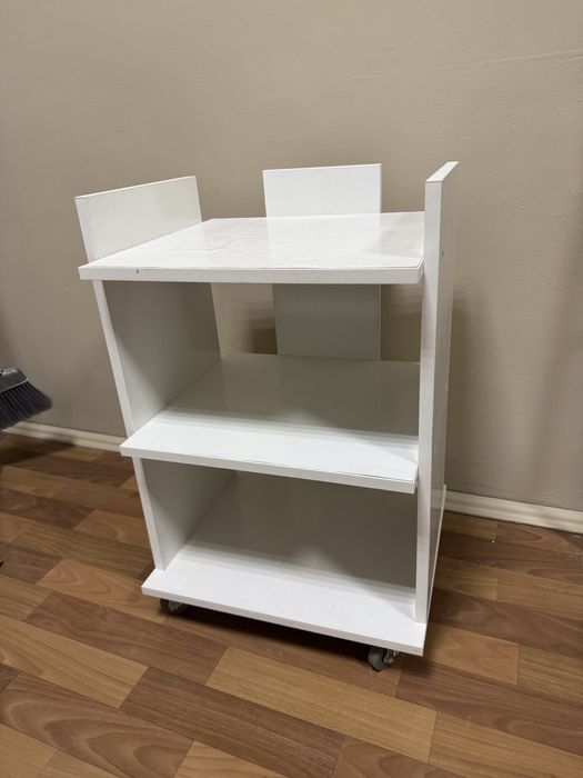 Этажерка для педикюра