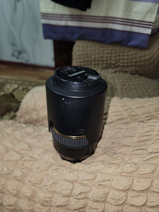 Объектив Tamron 70-30