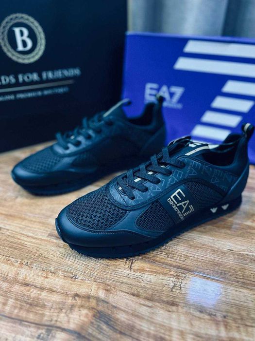 EA7 Armani мужские кроссовки в спортивном стиле РАЗМЕР 44, 44.5