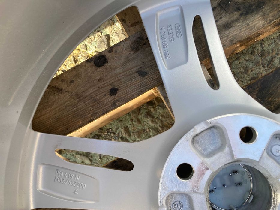 19 джанта 5х112 Audi TT RS 8S0601025N 9J et52 Оригинал Единичка