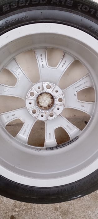 Jante originale BMW 18 inch în două lățimi