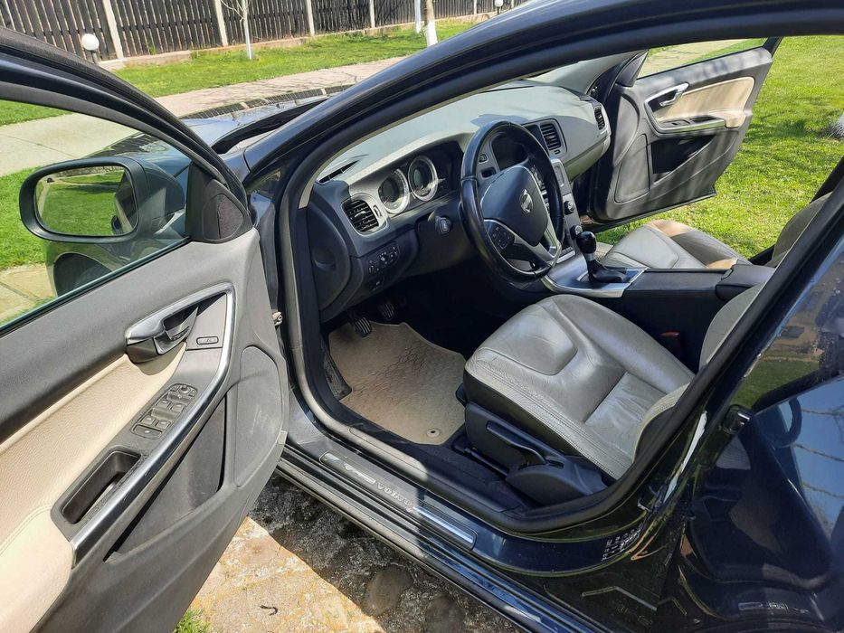 Volvo S60 D3 - Stare exelenta