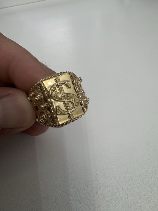 Продам перстень печатку.