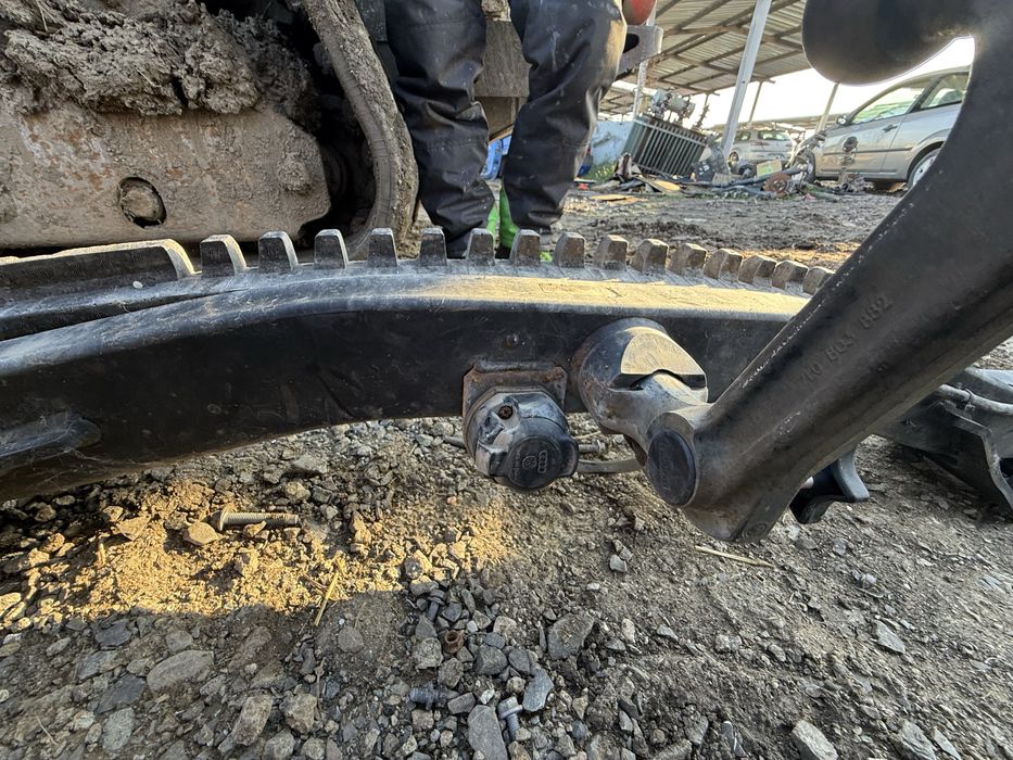 Теглич за тоарег 2006г