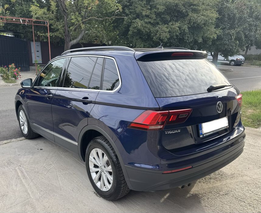Vw Tiguan 2.0tdi 2017 DSG Distronic Front Assist Lane Assist 4Motions
