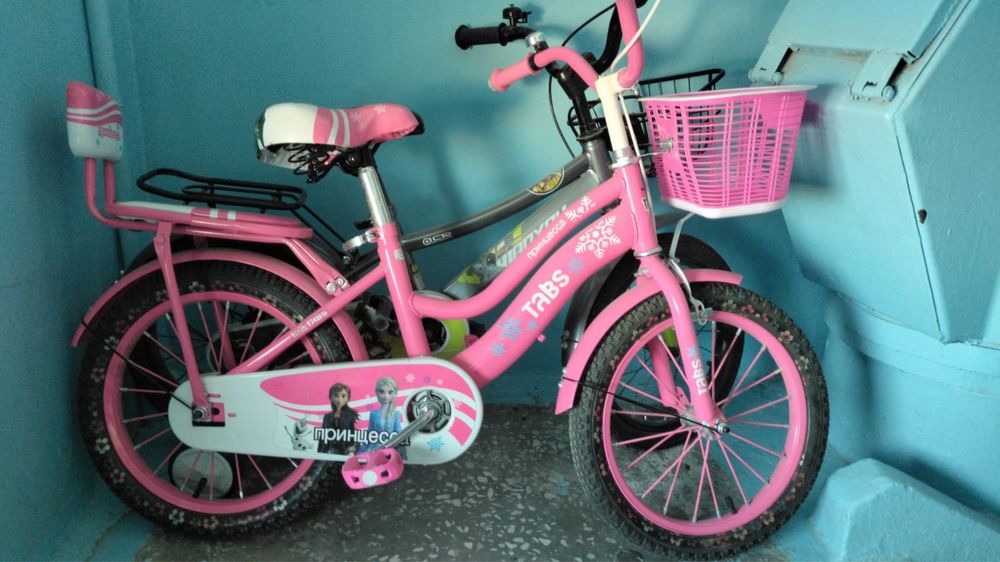 Продаю 2 велика детских