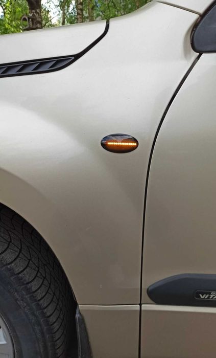 Динамични (бягащи) мигачи Suzuki Opel Опел Сузуки dynamic led