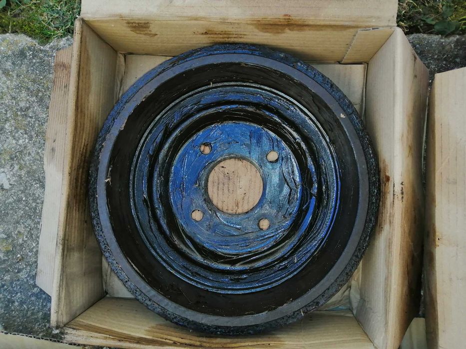 Продавам части от Форд Сиера.