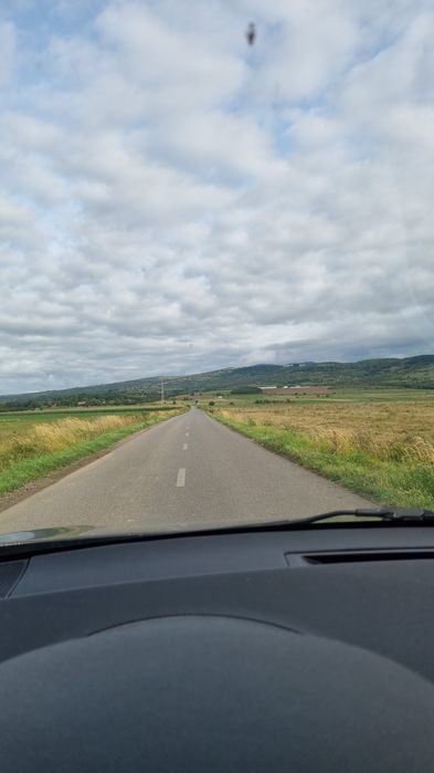 Casa la țară ,casa de vacanta sau reconstructie