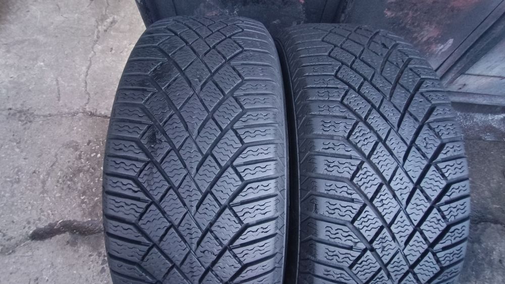 205/60/16 Continental