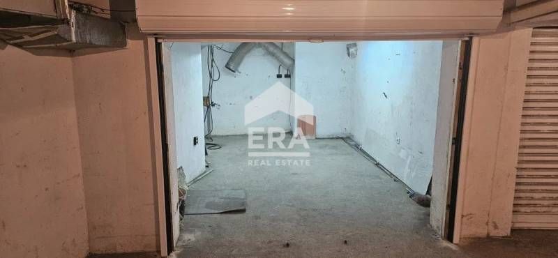 Продава се Гараж / Паркомясто в Варна, Център - 19 кв.м за 738 €/кв.м - Снимка #2