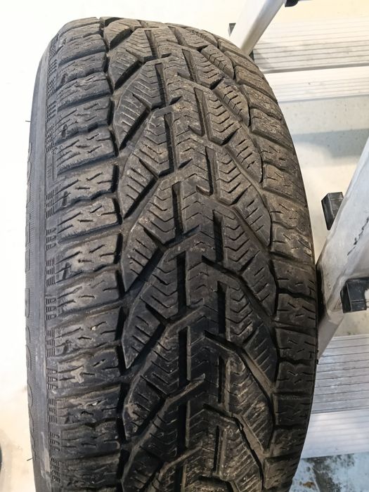 Cauciucuri iarna folosite 2 luni . 2 bucăți