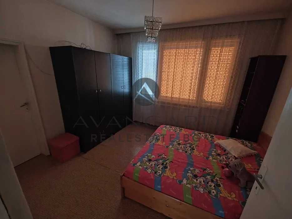 Продава се Четиристаен апартамент в Пловдив, Център - 120 кв.м за 2040 €/кв.м - Снимка #3