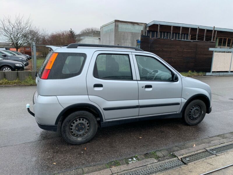Suzuki Ignis 1,3 94к.с. На части !!!