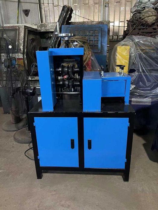 Masina dezizolat cabluri Excalibur 3KW automata,deblancator