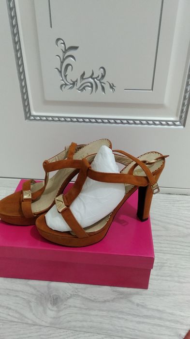 Женская обувь, туфли, сапоги