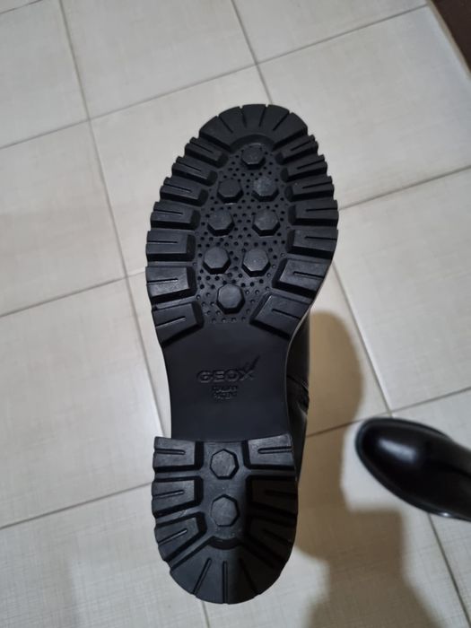 Дамски ботуши GEOX - 41 номер отговарят на 40-ти