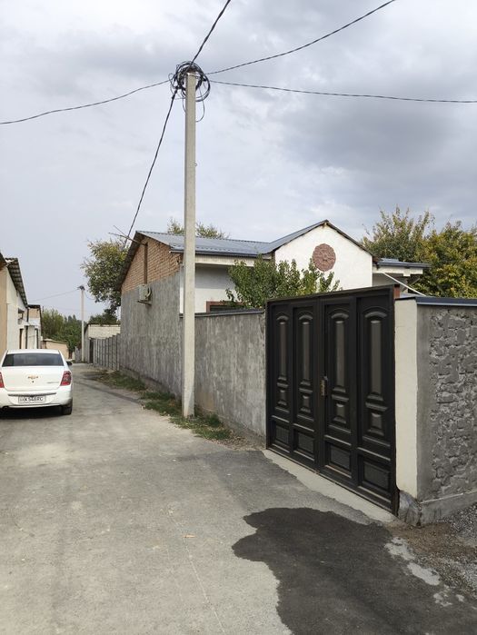 Ховли_ сотилади яшалмаган 2 булиб тулашгаям булади колганини 1 йилда