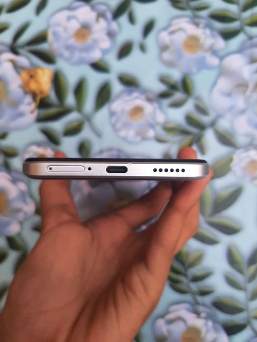 Huawei Nova Y91 holati yangi srochna sotiladi