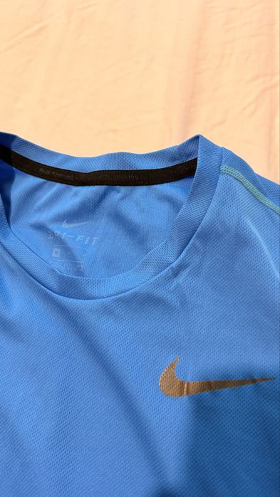 Nike DriFit тениски заедно